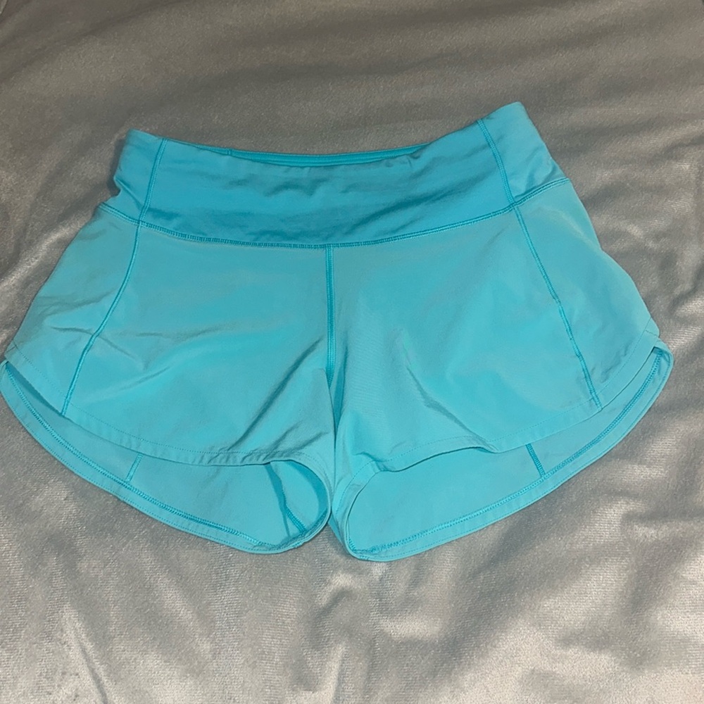 Lululemon Speed Up Mid Rise 4in shorts